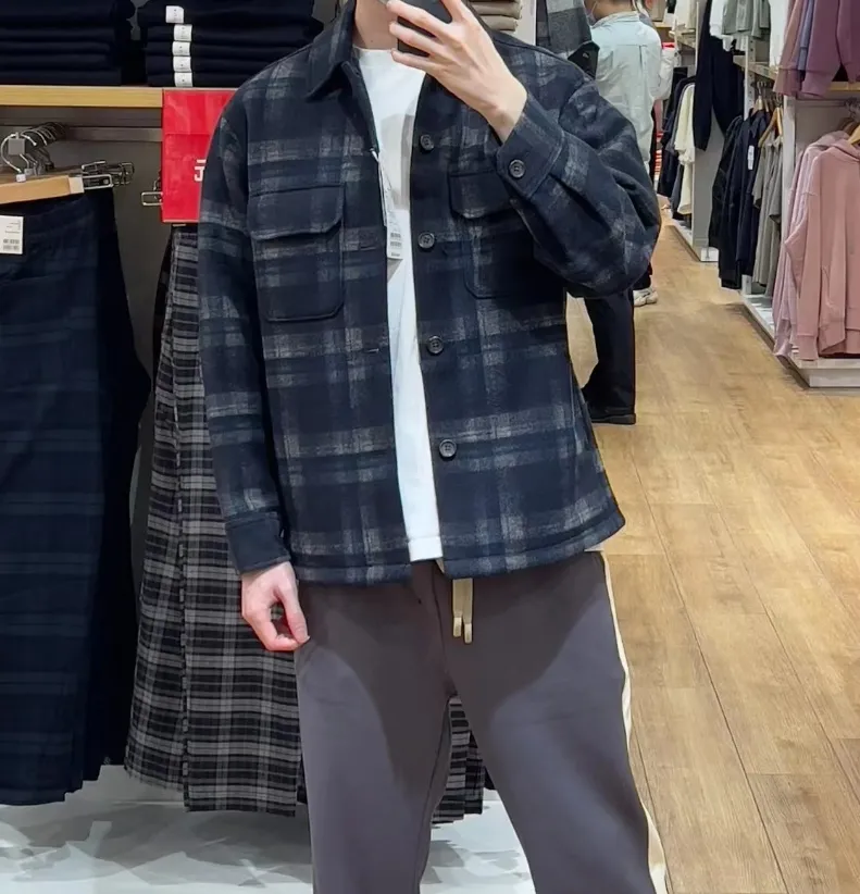 Uniqlo plaid cheap jacket