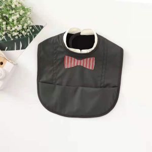 ＜105＞  Trẻ Em pu Quần Áo Ăn Cơm Cho Bé Yếm