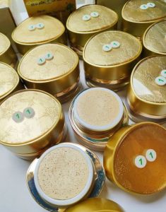 Kem nhân sâm hộp oval số 1.1 đông y tái tạo da 25gr giúp da sạch mụn nám tàn nhang kiểm soát nhờn dứt điểm tình trạng thâm sạm da xoá tan đồi mồi da xỉn màu