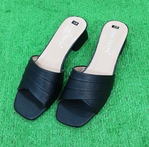 dép quai ngan nữ dép thời trang nữ chất liệu quai da mềm đế có lót lớp tẩy mềm mang êm chân đế cao 4 cm size từ 35-40.