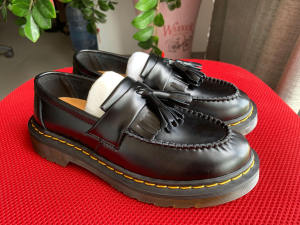 2025Dr.Martens Hitam Kasut untuk Lelaki Loafers Kasut untuk Lelaki Tassel Kulit Asli Kasual Loafers Formal Kasut Saiz 35-4409/08