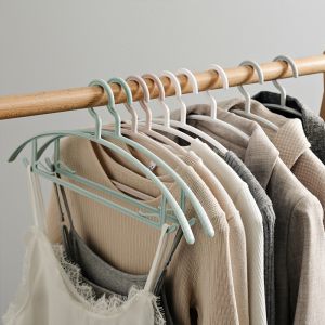 5pcs No Shoulder Bumps T-Shirt Sweater Coat Narrow Hanger Wardrobe Non Slip Closet Organizer