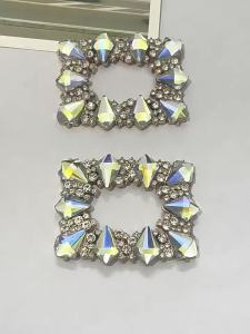 [Free Shipping] In-stock womens shoes with metal decorative accessories shoe surface ornaments shoe flowers shoe buckles colorful rhinestones suitable for single shoes bags and belts