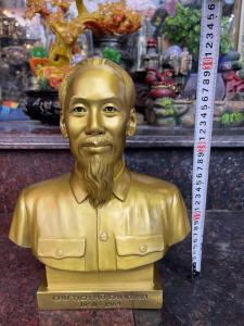 Tượng bác hồ bán thân bằng đồng cao 32cm ngang 24cm nặng 8kg