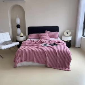 Luxury Rabbit Wool Blanket Super Soft Milk Thicked Blanket Smooth Touch Flannel Blanket Office Air Conditioning Quilt