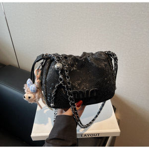 G52205 TAS SELEMPANG WANITA TAS SERUT AWAN SLINGBAG FREE GANTUNGAN LUCU