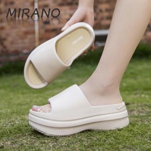 MIRANO 8262 Giày dép đế dày mới cho phụ nữ giày sandal thời trang nữ giày dép đế dày chống trượt giày dép xỏ ngón casual giày dép xỏ ngón một quai giày dép đi bộ cho nữ giày dép hở ngón giày dép tăng chiều cao xuồng(Kích thước 35-40)