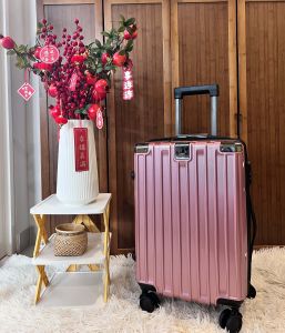 SIMMA ลายทาง 20 24 28 นิ้ว ซิป วัสดุ ABS+PC แข็งแรง ทนทาน มีหลายสีให้เลือก