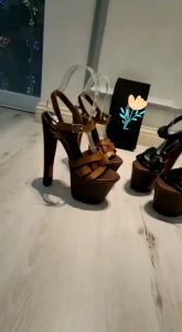 Sepatu Hak Tinggi Wanita: Kenali Browny Big Heels