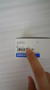 Authentic Original Omron Small Probe Amplifier Separation type Photoelectric Switch Sensors E3C-1 E3C-S10 E3C-S30W S50 S20W 2M