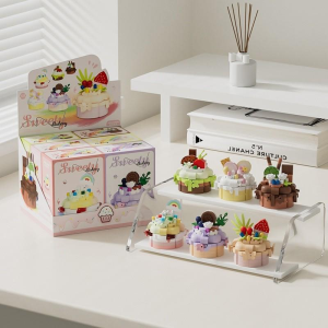 Cake Party Mini Building Blocks Dessert Strawberry Chocolate Birthday Cake 3D Model Assembly Toys