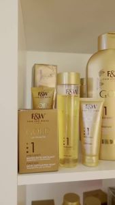 FAIR & WHITE Gold Radiance Body Wash (33.8 fl.oz / 1000ml)