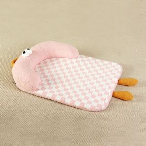 OUTOPEN Warm Cat Sleeping Mat Non Slip Pillow Design Cat Dog Bed Cartoon Checkered Dog Kennel Mat Autumn Winter