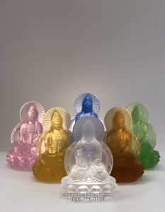 Tượng phật để xe ô tô lưu ly 6 màu hình phật quan âm bồ tát 2 mặt cao 11cm