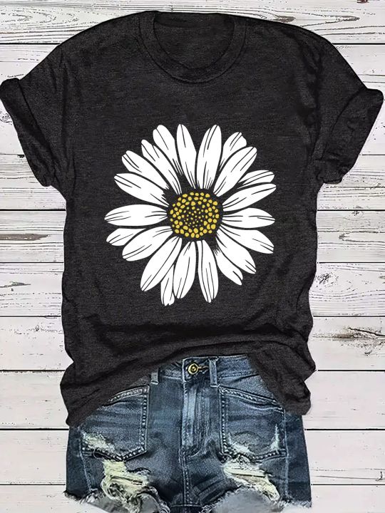 Women's%20Casual%20Daisy%20Flower%20Print%20T-Shirt%20-%20Soft%20Polyester%20Crew%20Neck%20Tee,%20Black%20with%20White%20Daisy%20Design,%20Short%20Sleeve,%20Perfect%20for%20Summer%20Outfits,%20Ladies%20T%20Shirts%20-%20Image%206