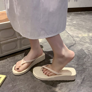 [Free Shipping] WomenS Summer Flip-Flops Non-Slip Fashionable For Outdoor Wear Mid-Heel New Style Suitable For Travel And Beach Use