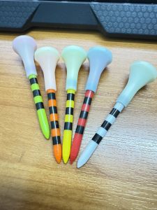 Postplaza ทีตั้งลูกกอล์ฟ ทีหัวยาง เรืองแสง คละสี ทีพลาสติก กอล์ฟที Golf Tee สำหรับตั้งลูกกอล์ฟ (แพ็ค 10 ชิ้น)