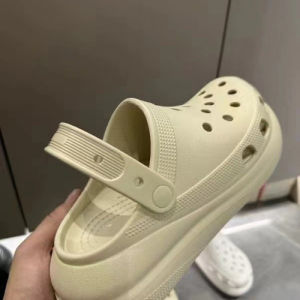 [Free Shipping] WomenS Thick-Soled Perforated Sandals For Outdoor Use Non-Slip Height-Increasing EVA Odor-Resistant Dual-Use Beach Sandals For Summer