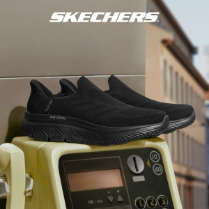 Skechers สเก็ตเชอร์ส รองเท้าผู้ชาย Men Slip-Ins GOwalk Max Cushioning Hyper Burst Walking Shoes - 217131-BBK