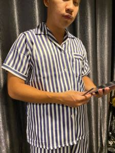 ชุดนอนขาสั้นฟรีไซส์ ลายทาง มีให้เลือก 4 สี  ชุดนอนผู้ชาย ชุดนอนผู้หญิง ชุดนอนเด็ก กางเกงนอน กางเกงขาสั้น ชุดนอนราคาถูก