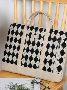 Túi chống sốc thời trang bảo vệ laptop Macbook.