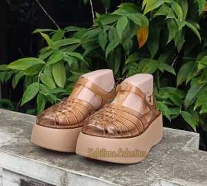 (WAJIB TURUN SATU SIZE DARI BIASA PAKE POLA BESAR) Sandal karet jelly roma sandal wedges perempuan