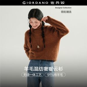 Giordano Women Seamless pile collar wool-blend sweater Free Shipping 18356920