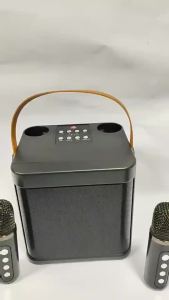 Home KTV Bluetooth Speaker with Wireless Microphone Set - All-in-One Karaoke System 家庭影音KTV