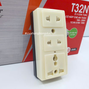 Ổ Cắm Điện 3 Lỗ Gắn Tường Gắn Táp Lô Có Màn Che T32N SOPOKA