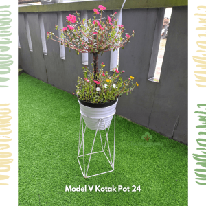 Standing Pot Bunga Kotak Estetik bahan Besi Pot 24 tinggi 40 model V