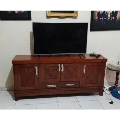 Bufet Rata Minimalis Jati 180