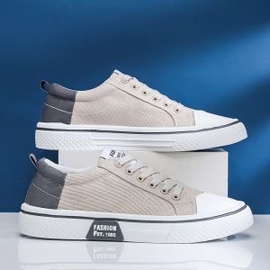 รองเท้าผู้ชาย ลายพิมพ์ย้อนยุค มีสไตล์และระบายอากาศได้ดี พื้นรองเท้าอ่อนนุ่มสบาย