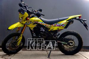 Decal Kawasaki New Dtracker motif simpel dtracker kombinasi hologram D-A4-333