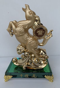 12ราศี ทำจากเรซิน 20X14X10cm ของศิริมงคล ประดับบ้าน | แพะ