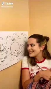 (Gift Set/Birthday Set) YPLUS Peanut Crayons Set for kidsArt Case with Wall Sticker Paper Roll 花生蜡笔礼盒套装