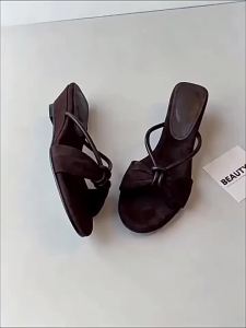 [Free Shipping] Retro Bow-Knot Wedge Sandals For Women Summer Outdoor Wear 2026 New Style Comfortable And Stylish Open-Toe Sandals