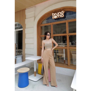 พร้อมส่ง INTUON Two sit  กางเกงขายาว เล่นดีเทลเว้าขอบข้างเก๋ๆ T-Shirtnista