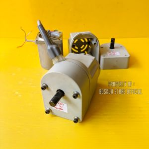 AC Motor Gearbox 6W 220V Ratio 1 : 10 150Rpm Dinamo Keong Style