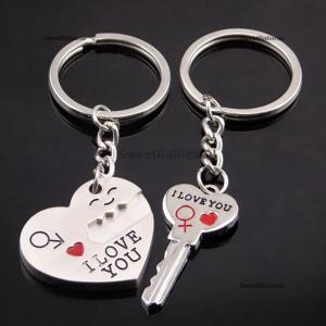 [COD] SweetBabiese 2pcs Fashion Love Heart Key Ring Keyfob Couples Romantic Keychain Lover Gift
