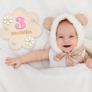 WAPKTY Wooden Baby Monthly Milestone Cards Double Sides DIY Milestone Photo Props 3D Flowers Newborn Photography Props Girls Boys