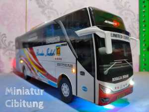 Miniatur bus bis Rosalia indah + Lampu
