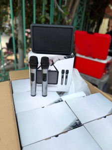 LOA KARAOKE M4 PRO KÈM 2 MIC KHÔNG DÂY BASS CĂNG(TH)