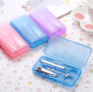 Manicure set 4 in 1 Gunting Potong Kuku Korek Kuping dan Pinset cabut bulu SH R35