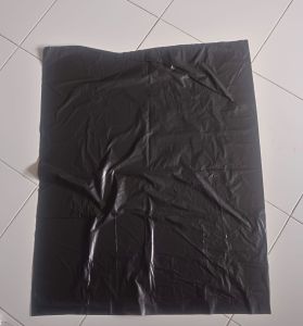 50 PCS TRASHBAG TEBAL DAN KUAT / KANTONG PLASTIK / KANTONG SAMPAH UKURAN 80 X 100 CM