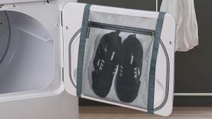 2 Pcs Shoe Drying Bag Sneaker Bags for Dryer Bag for Drying Shoes Reusable Shoe Dryer Mesh Bags Honeycomb Net Laundry Bags with Zipper & Strap for Washing Machine Shoes Clothing 15.7x13.8 Inch