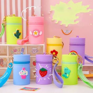 FGJEB สำหรับเด็กผู้หญิง มินิมินิ กระเป๋าใส่เหรียญ ลายน่ารักๆ ซิลิโคนทำจากซิลิโคน มัลติฟังก์ชั่ ถุงเก็บหูฟัง ห่วงโซ่กุญแจ กระเป๋าใส่เหรียญ กระเป๋าทรงถัง