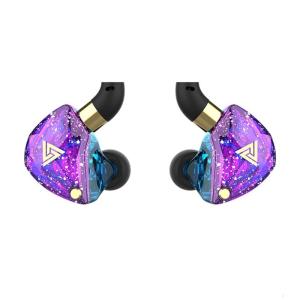 Powerful Basses Wire Earphones Noise Isolation Gaming Headsets With Builts in Microphone Comfortable Wear Day Use