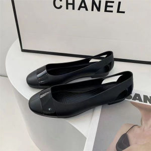 SHOES BY TIRA Flatshoes fashion hole/sepatu kerja/ jelly shoes dewasa/sandal jelly wanita/sandal karet anti slip/sandal kekinian korea/jelly shoes/sepatu sandal slippers/sepatu sandal couple mom and kids