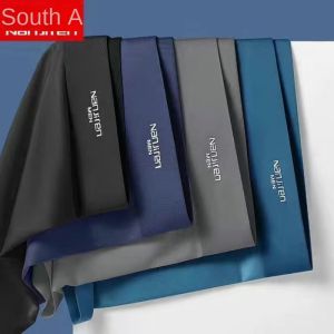 กางเกงในชาย แพ็ค 4 ตัว เนื้อผ้าเย็น เบาสบาย นุ่ม ลื่น ป้องกันแบคทีเรีย ระบายอากาศดี กางเกงในผู้ชายกระชับไม่เข้าวิน