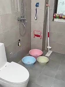 2026 Hot Sale [ Shipped from China ] Folding wall-mounted washbasin rack no-drill washbasin rack bathroom basin storage rack pot lid rack household washbasin rack B3